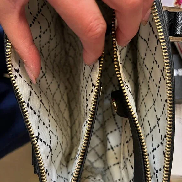 Kate Spade black leather purse - Picture 6 of 7